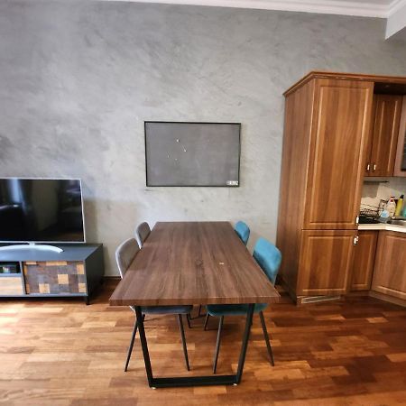 Spacious Apartment 6Min From The Dancing House Prague Ngoại thất bức ảnh