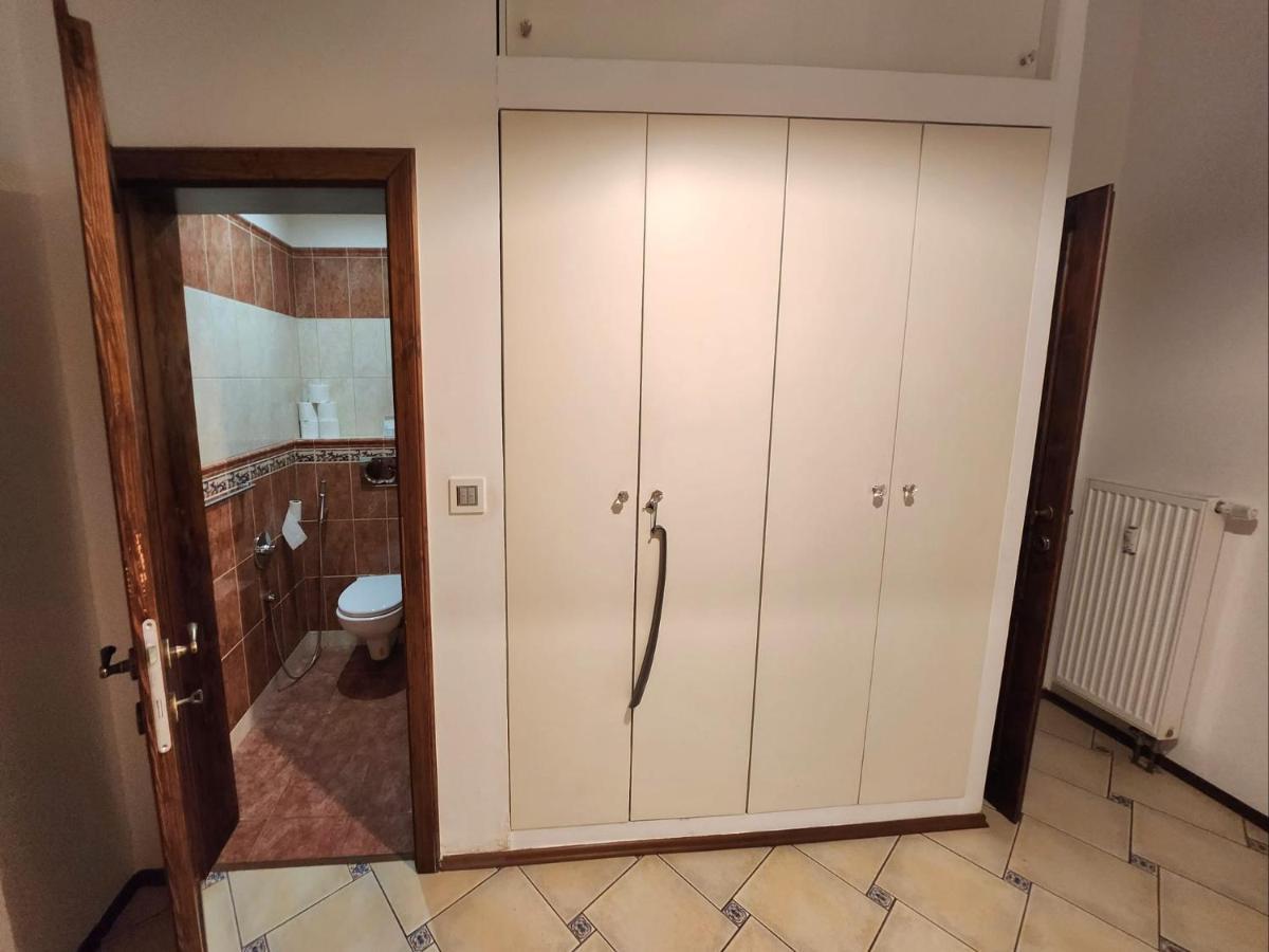 Spacious Apartment 6Min From The Dancing House Prague Ngoại thất bức ảnh